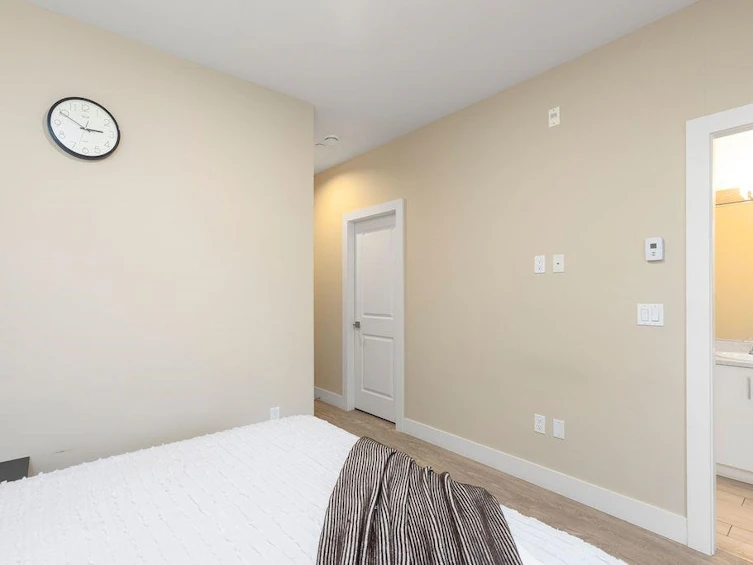 201-4577 Slocan Street, Vancouver, BC, V5R 1Z8 - 16