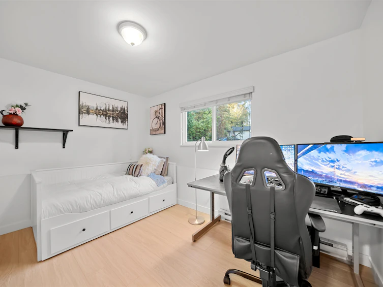 21124 Glenwood Avenue, Maple Ridge, BC, V2X 8K5 - 22