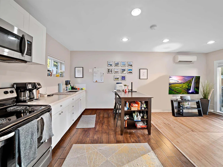 21124 Glenwood Avenue, Maple Ridge, BC, V2X 8K5 - 31