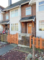 214 Brookes Street