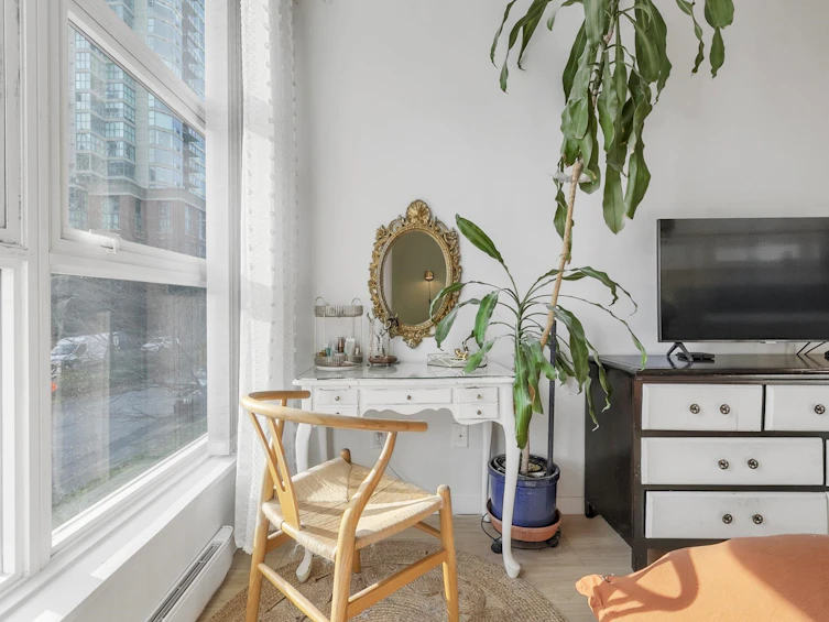 205-189 National Avenue, Vancouver, BC, V6A 4L8 - 18