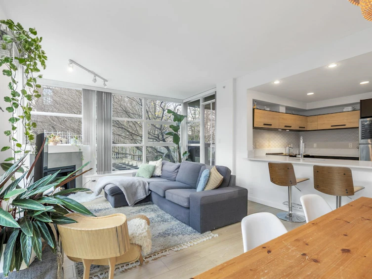 205-189 National Avenue, Vancouver, BC, V6A 4L8 - 4