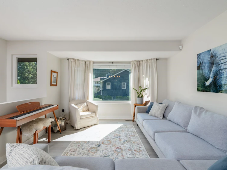 625 Seymour Court, North Vancouver, BC, V7J 3S7 - 5