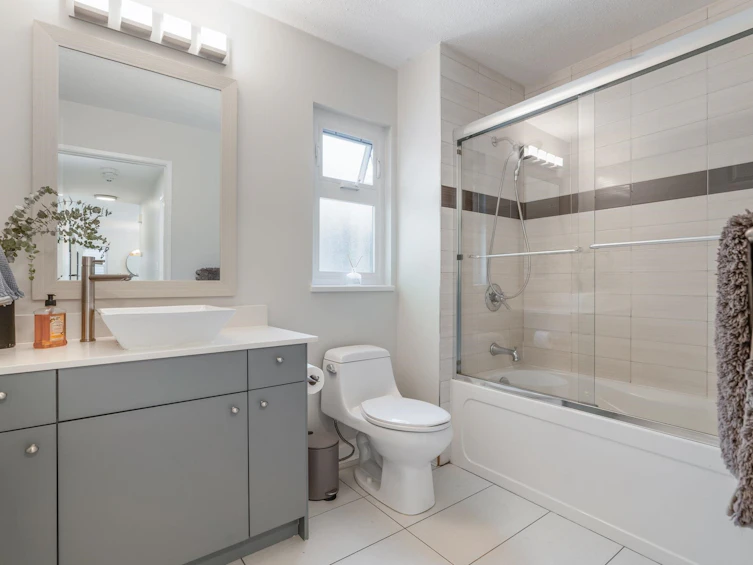 625 Seymour Court, North Vancouver, BC, V7J 3S7 - 20