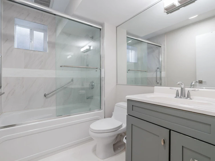 625 Seymour Court, North Vancouver, BC, V7J 3S7 - 31