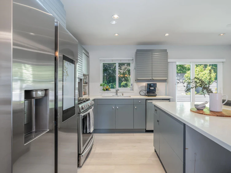 625 Seymour Court, North Vancouver, BC, V7J 3S7 - 13