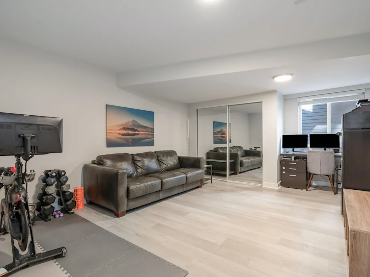 625 Seymour Court, North Vancouver, BC, V7J 3S7 - 28
