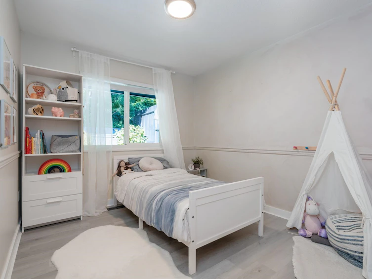 625 Seymour Court, North Vancouver, BC, V7J 3S7 - 18