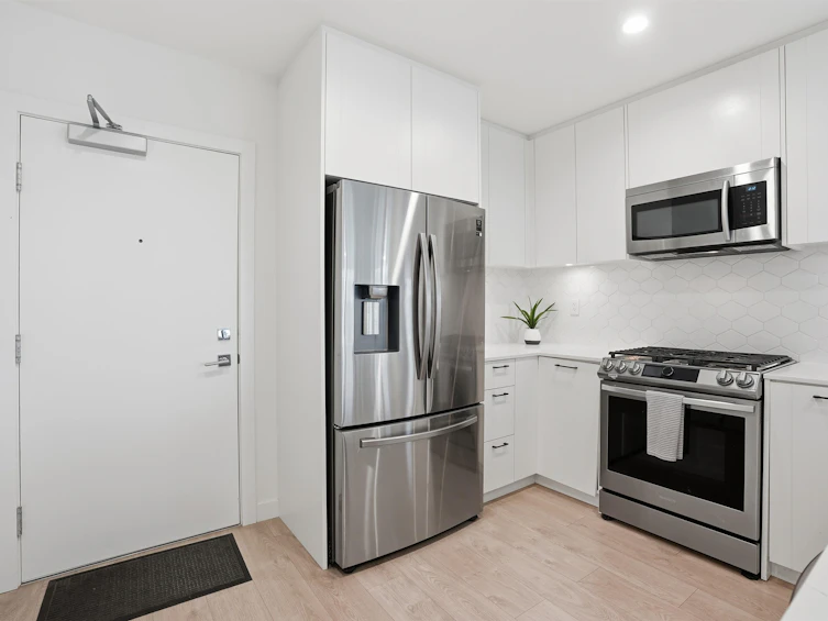 A410-20018 83a Avenue, Langley, BC, V2Y 3P2 - 3
