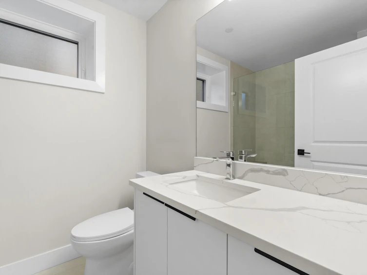 40 E 46th Avenue, Vancouver, BC, V5W 1Z1 - 22