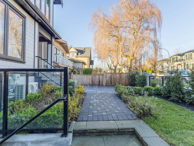 40 E 46th Avenue, Vancouver, BC, V5W 1Z1 - 27