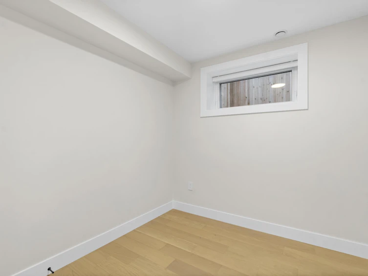 40 E 46th Avenue, Vancouver, BC, V5W 1Z1 - 17