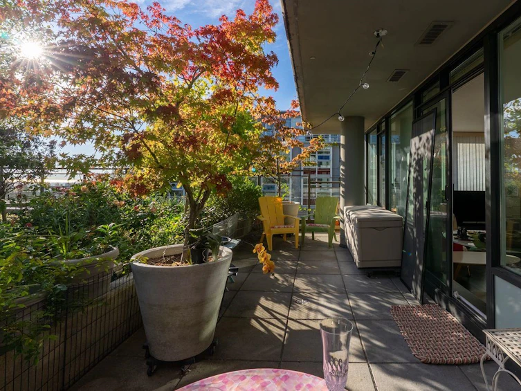 409-9009 Cornerstone Mews, Burnaby, BC, V5A 0B9 - 4