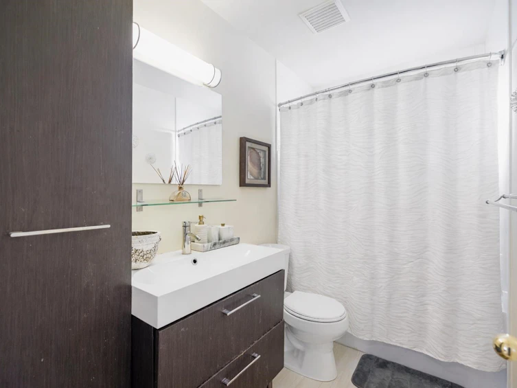 538 W 25th Street, North Vancouver, BC, V7N 2G3 - 11
