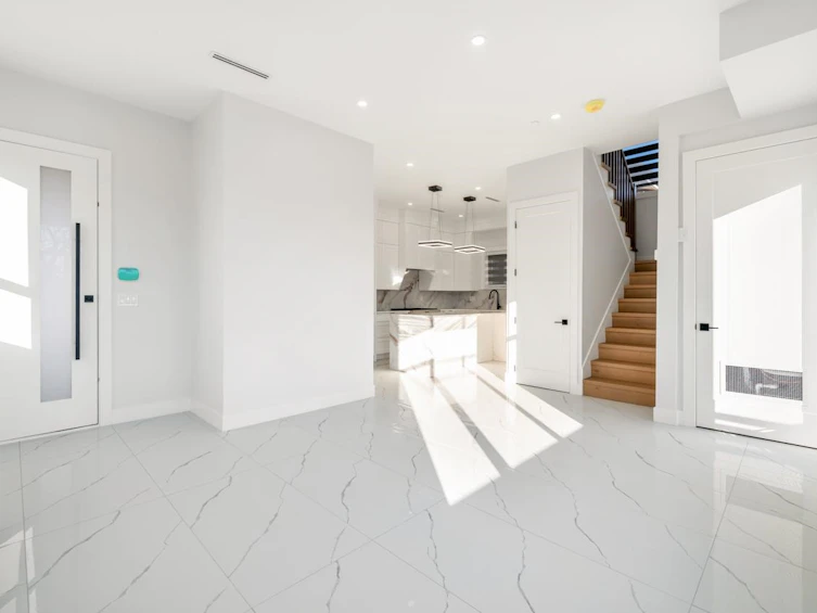 1328 E 64th Avenue, Vancouver, BC, V5X 2P1 - 5