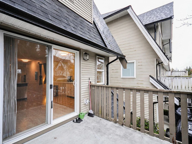 11-15871 85 Avenue, Surrey, BC, V4N 0Y9 - 15