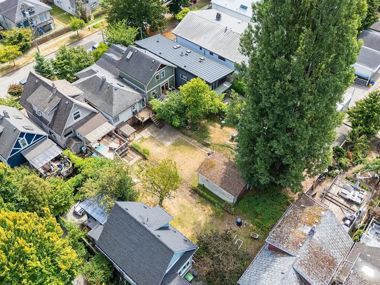 4225 John Street, Vancouver, BC, V5V 3W8 - 33