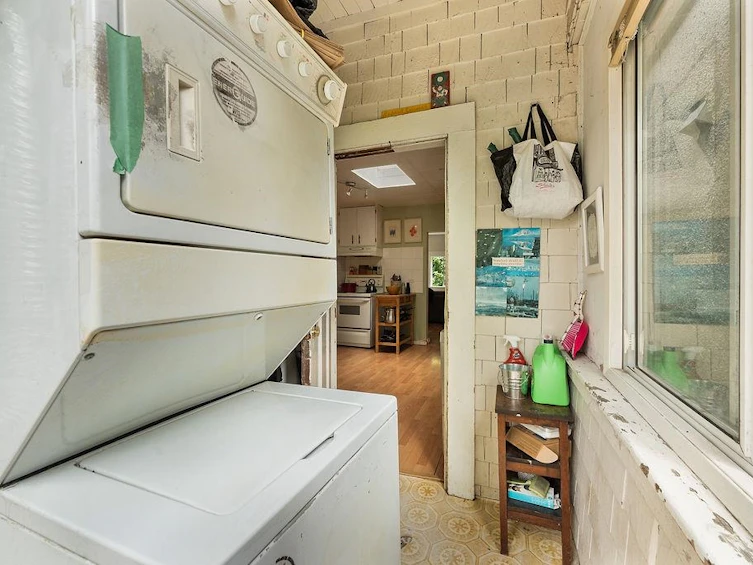 4225 John Street, Vancouver, BC, V5V 3W8 - 17