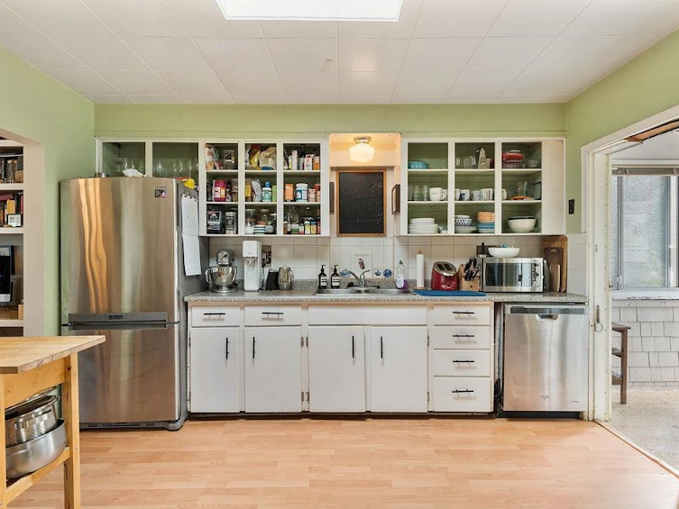4225 John Street, Vancouver, BC, V5V 3W8 - 9