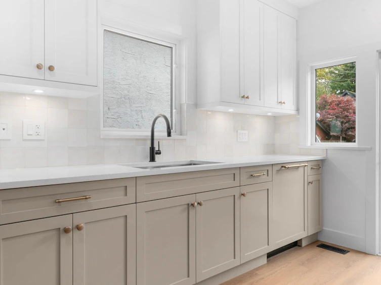2530 Mcgill Street, Vancouver, BC, V5K 1H1 - 9