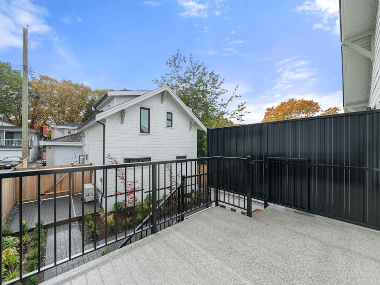 2530 Mcgill Street, Vancouver, BC, V5K 1H1 - 20
