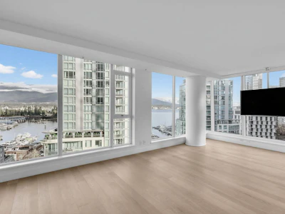 1202-1499 W Pender Street - 4