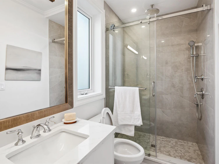3812 W 15th Avenue, Vancouver, BC, V6R 2Z9 - 9