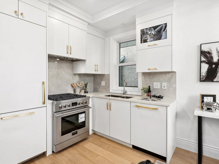 3812 W 15th Avenue, Vancouver, BC, V6R 2Z9 - 5
