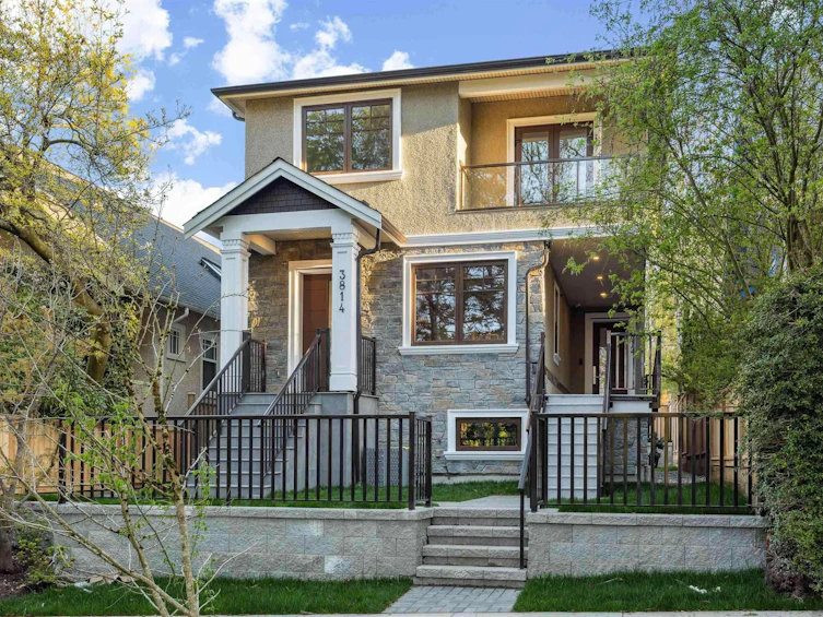 3812 W 15th Avenue, Vancouver, BC, V6R 2Z9