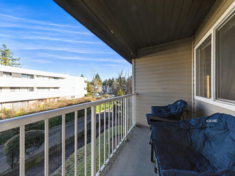 301-1209 Howie Avenue, Coquitlam, BC, V3J 1T9 - 12