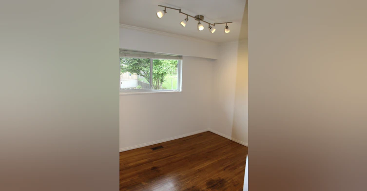 Upper-9686 Princess Drive, Surrey, BC, V3V 2T4 - 13