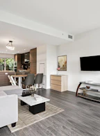 6 8589 Rivergrass Drive