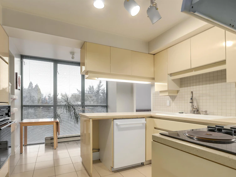 403-1633 W 10th Avenue, Vancouver, BC, V6J 2A2 - 12