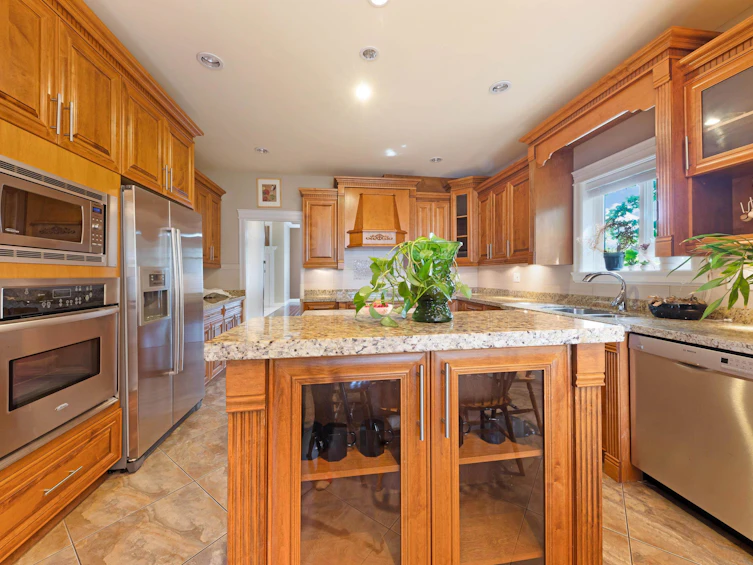 12646 60a Avenue, Surrey, BC, V3X 0A7 - 8