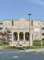 204 2995 Princess Crescent