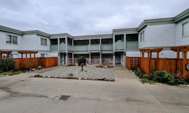 322-5780 Trail Avenue