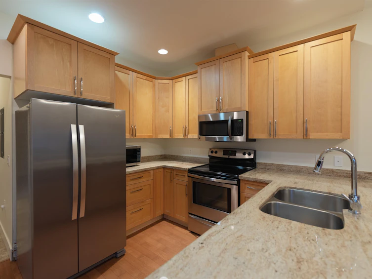 110-518 Shaw Road, Gibsons, BC, V0N 1V8 - 4