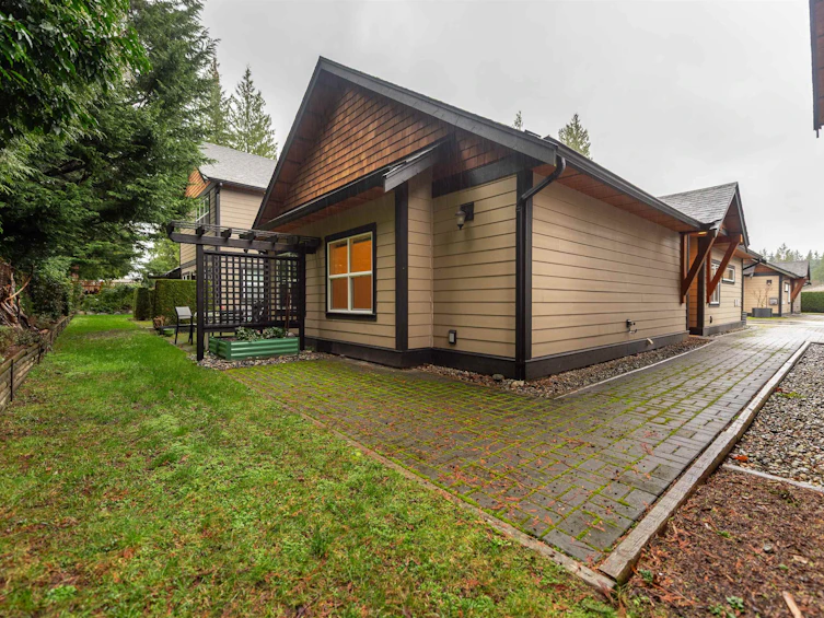 110-518 Shaw Road, Gibsons, BC, V0N 1V8 - 13