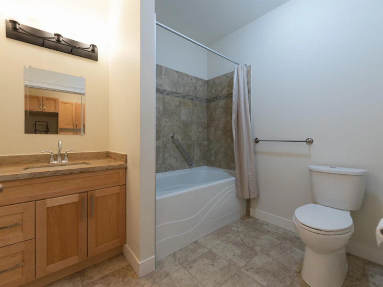 110-518 Shaw Road, Gibsons, BC, V0N 1V8 - 12
