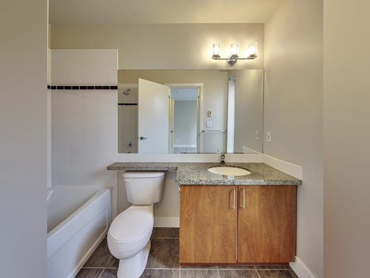 202-2630 Arbutus Street, Vancouver, BC, V6J 5L8 - 12