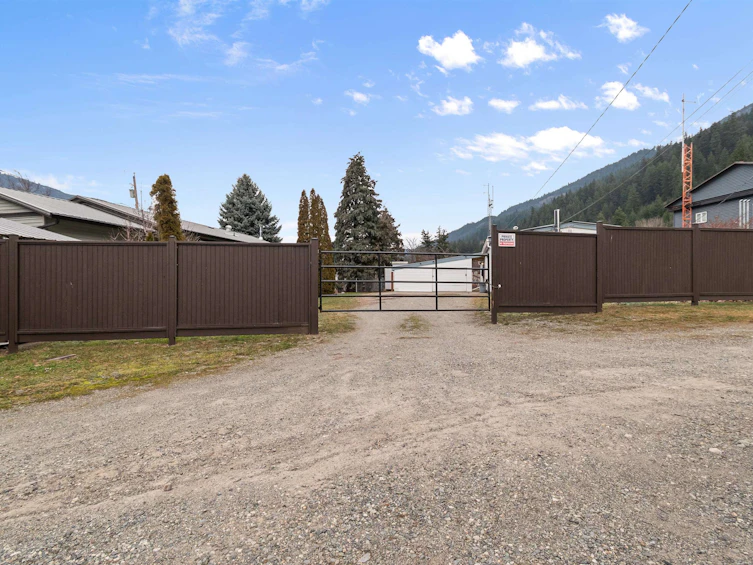 65321 Pine Close, Hope, BC, V0K 1C0 - 38