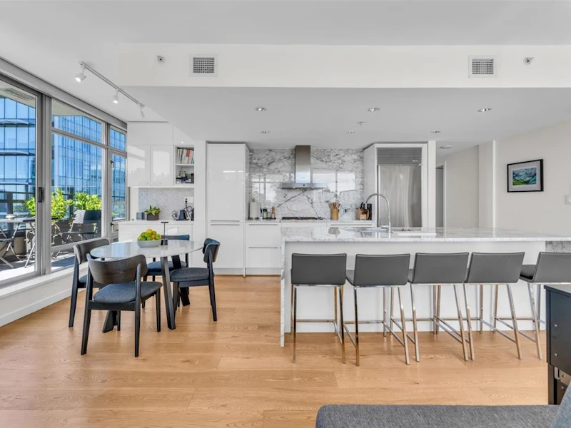 2602 - 788 Richards Street, Vancouver BC V6B 0C7