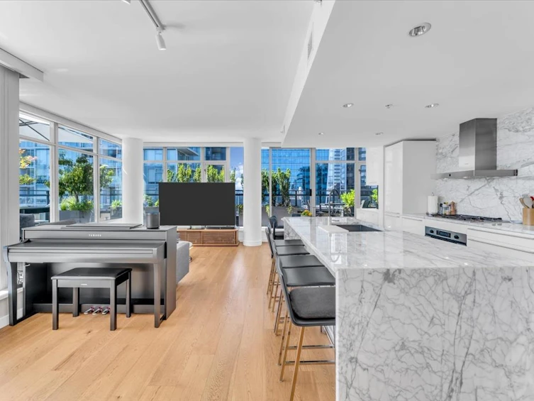 2602-788 Richards Street, Vancouver, BC, V6B 0C7 - 3