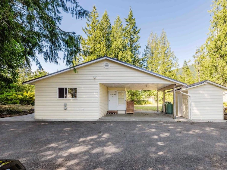 6002-- 6008 Dubois Road, Pender Harbour Egmont, BC, V0N 2H1 - 5