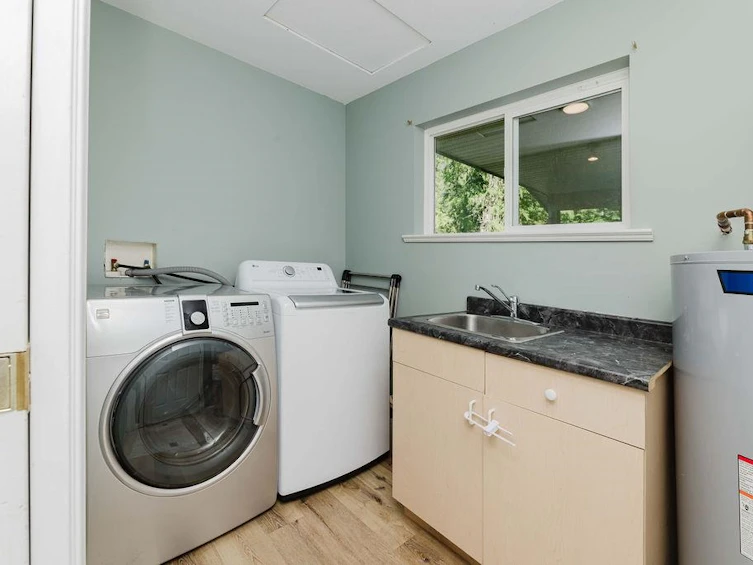 6002-- 6008 Dubois Road, Pender Harbour Egmont, BC, V0N 2H1 - 35