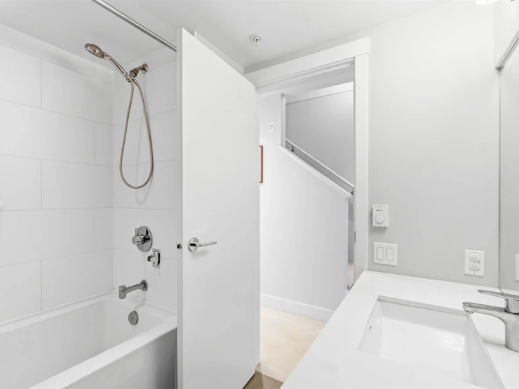 39-6868 Burlington Avenue, Burnaby, BC, V5J 0G1 - 13