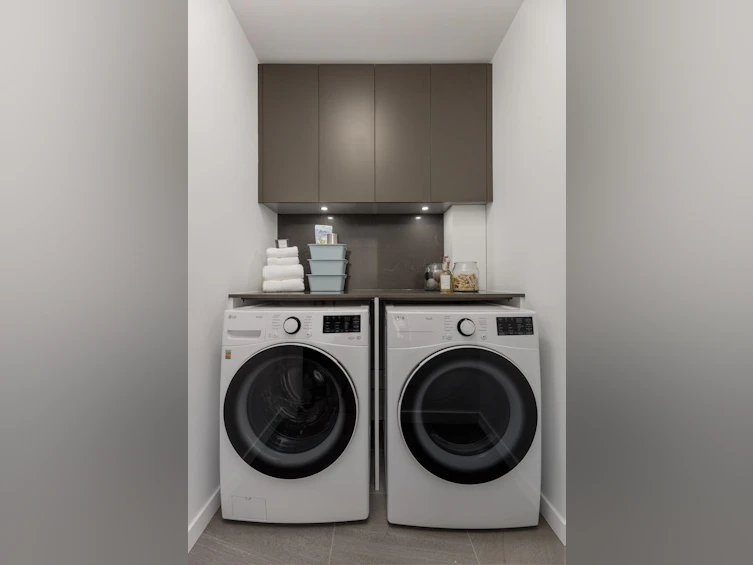 PH2-2181 Madison Avenue, Burnaby, BC, V5C 0N4 - 35