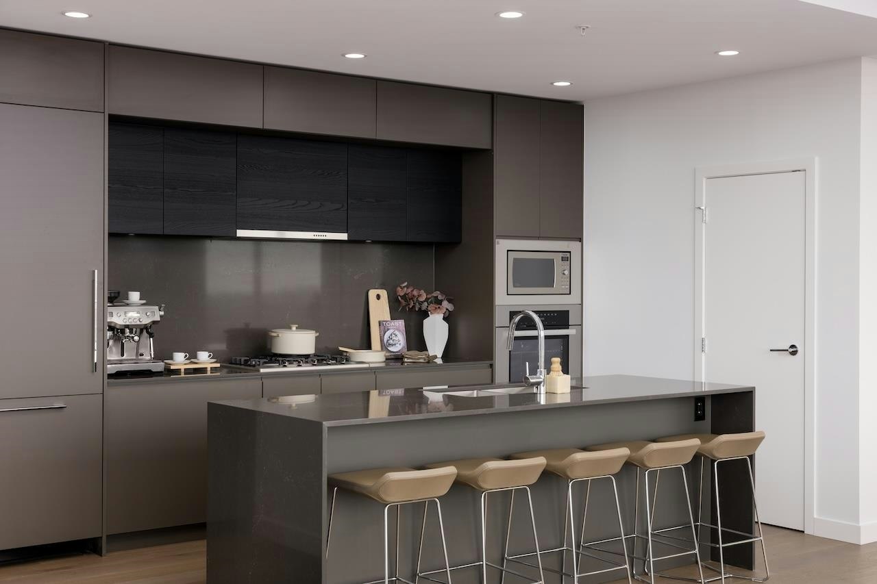 PH2-2181 Madison Avenue, Burnaby, BC, V5C 0N4 - 9