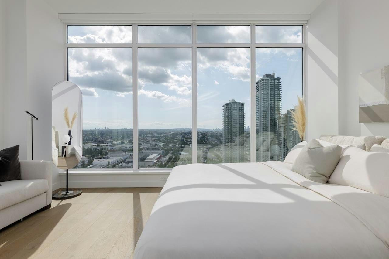 PH2-2181 Madison Avenue, Burnaby, BC, V5C 0N4 - 11