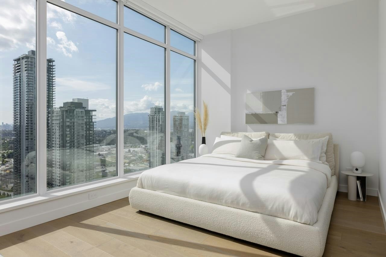 PH2-2181 Madison Avenue, Burnaby, BC, V5C 0N4 - 12